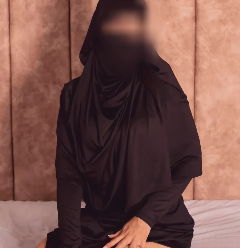 Amanda, 35